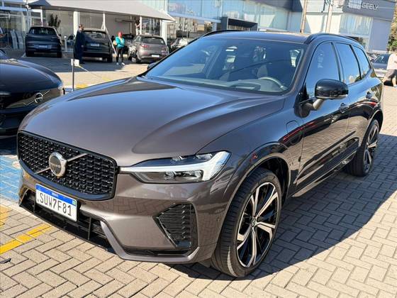 VOLVO XC60 2.0 T8 RECHARGE ULTIMATE DARK AWD GEARTRONIC VOLVO XC60 2.0 T8 RECHARGE ULTIMATE DARK AWD GEARTRONIC